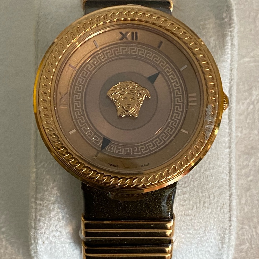 Versace VELCO1318 Rose Gold-tone Watch